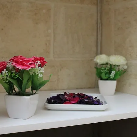 Dimora Whitestone Semesterbostad *